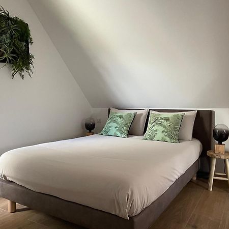Gîte Cérans-Foulletourte-Cérans, 2 pièces, 6 personnes - FR-1-410-258 Extérieur photo